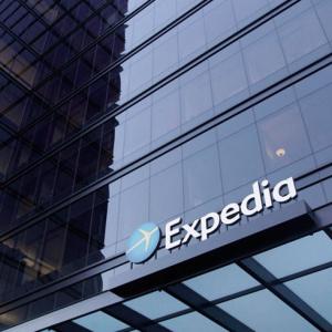 AI učinkovitost vs. radna mjesta: kako tehnološki zaokret mijenja velike turističke sustave