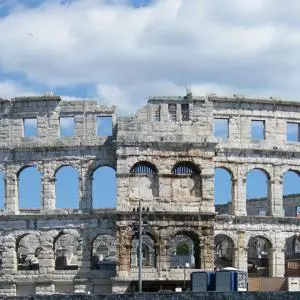 Pula VR Experience - the first virtual walking tour in Pula