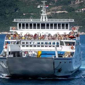 Postponed seasonal increase in prices of ferry passenger transport