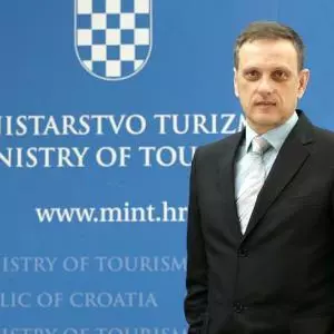 Ministry of Tourism signs contracts within the program "Competitiveness of the tourism industry"
