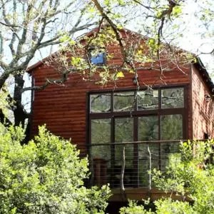Otvorena prva kuća na stablu u Hrvatskoj