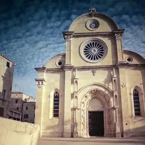 VIDEO: Romulić & Stojčić opet oduševili impresivnim videom Šibenske katedrale