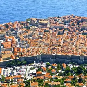 Za Božić u Dubrovniku tri puta više gostiju
