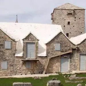 By co-financing the EU until the revitalization of the cultural and historical ensemble of Škrip on the island of Brač