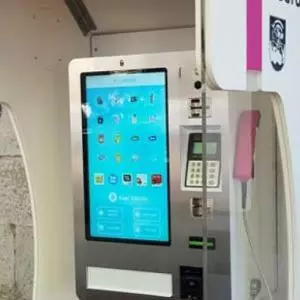The first smart payphones in Croatia intended for tourists and citizens were presented in Zadar