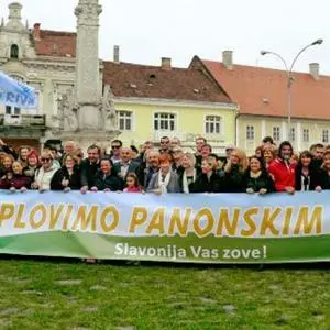 ID RIVA tours u Požegu dovela gotovo stotinu hrvatskih brodara