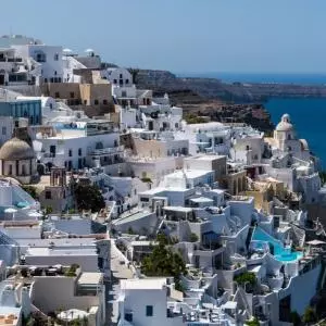 Grčka uređuje pravila kratkoročnog najma kako bi uravnotežila sukobljene interese s hotelskim sektorom