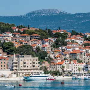 In Split, restaurants and bars will be open until midnight, and on weekends until 02.00