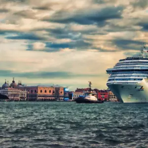 Norwegian cruise company bypasses Venice, alternative itineraries include Rijeka and Zadar