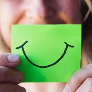 Smiling Report 2020: Last year more smiles, less greetings