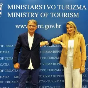 The handover of duties took place in the Ministry of Tourism and Sports