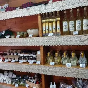 Otvoreno zajedničko prodajno mjesto Lika Quality proizvoda u NP Plitvička jezera