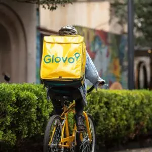 Glovo delivers your donations free of charge