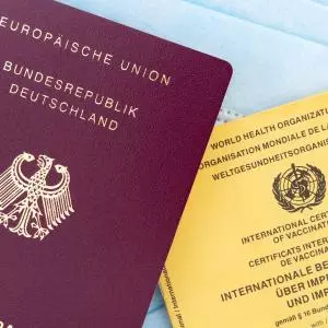 Austrija ne želi čekati EK. "Zelenu" putovnicu uvodi već u lipnju?