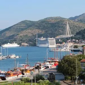 Dubrovnik and Split are the most visited ports for cruise ships