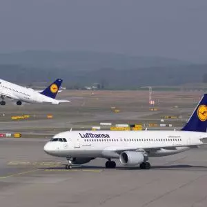Lufthansa invests in 4D information technology to reduce carbon dioxide emissions