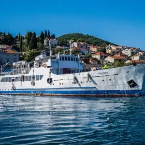Jadrolinija procures electric ships