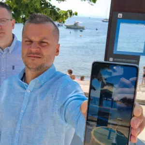 Through the augmented reality application, Opatija tells the story of the history of Ika