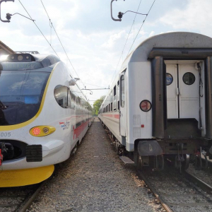The new Croatian trains offer free internet, ramps for wheelchairs, space for bicycles, run at 160 km per hour...