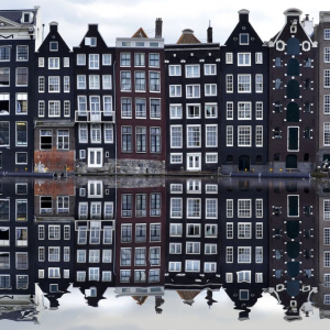 Nakon uvođenja najviše turističke takse, Amsterdam zabranjuje nove hotele i prepolavlja broj riječnih kruzera 