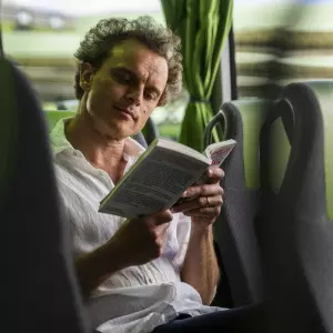 Flix & Read: The FlixBus initiative raises awareness of the benefits of reading books