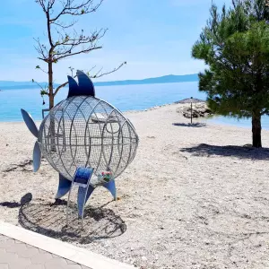 Makarska plaža obogaćena odličnom novom atrakcijom, ali i porukom 