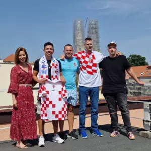 HTZ nagradio vjernost i upornost navijača Vatrenih - Brazilca Rafaela Baserre