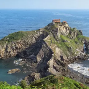 Prekomjerni turizam - Baski negoduju zbog 'katastrofalnog' utjecaja Igre prijestolja