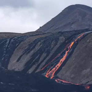 Vulkanski turizam: Ljudi preuzimaju sve veće rizike, često radi dobre snimke