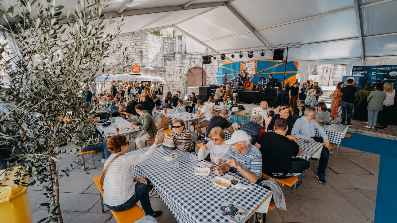 098 02 tuna sushi wine festival Zadar by pelagos net farm and Adriatic tuna 6