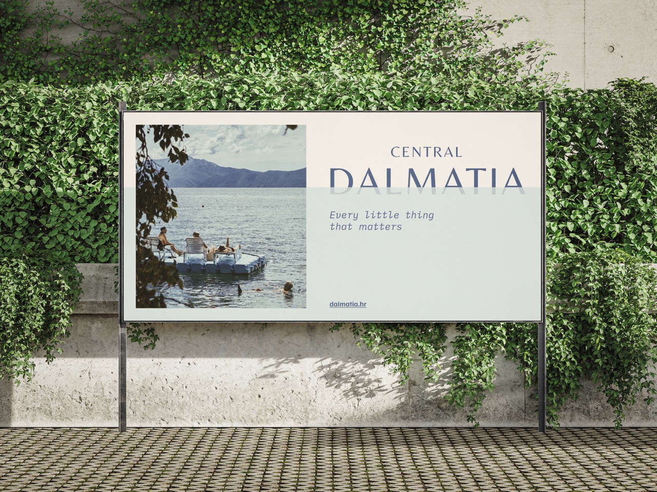 Dalmacija mockup billboard large