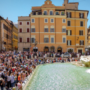 Kad simbol postane žrtva vlastite popularnosti: Rim uvodi naplatu pristupa Fontani di Trevi
