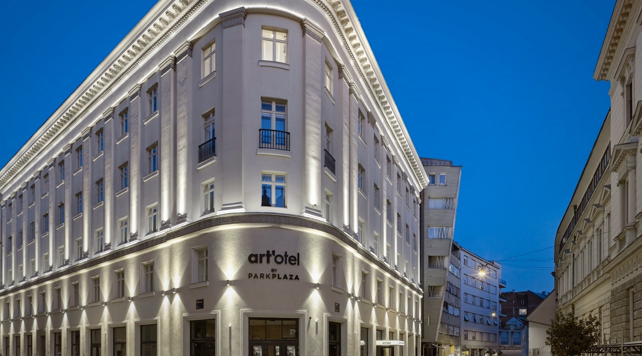 Artotel zagreb large