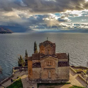 Ohridsko jezero, velika turistička atrakcija dviju zemalja, u opasnosti je od onečišćenja