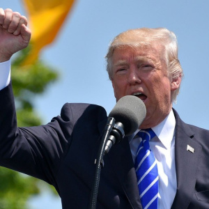 Trumpovo lice umjesto slika nacionalnih parkova na godišnjim propusnicama?