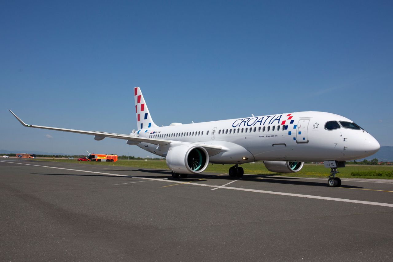 Croatia airlines treci zrakoplov airbus a220 docek u zagrebu 2