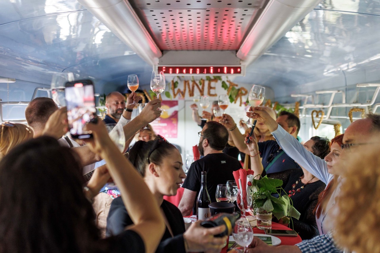 Slow wine train via slavonija i baranja2 foto mario durkic horizont solutions large