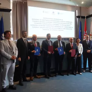 Hrvatska jača globalnu poziciju u održivom turizmu: Potpisana dva ključna sporazuma s UN Tourismom