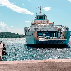 Pilot projekt: Jadrolinija testira model prioritetnog ukrcaja na trajkete za otočane