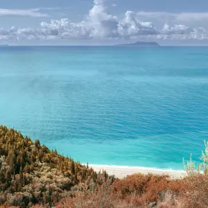 Albanski otok "osvojen bez ijednog ispaljenog metka"
