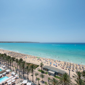 Tisuće ljudi prosvjedovale na Mallorci protiv masovnog turizma