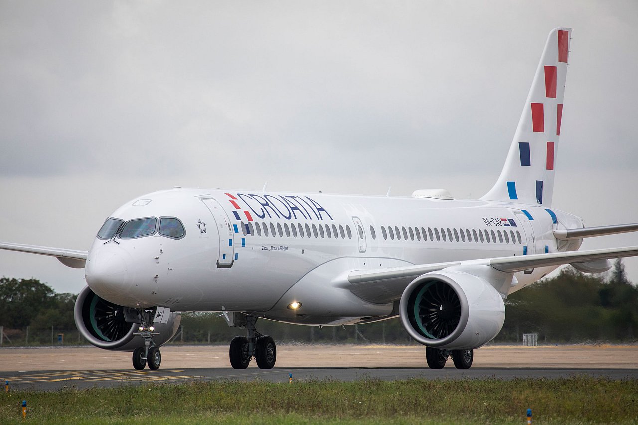 Airbus a220 sesti novi zrakoplov zadar croatia airlines 2