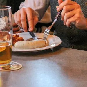 Njemački restorani pod pritiskom: porezi, troškovi i slabija kupovna moć gostiju