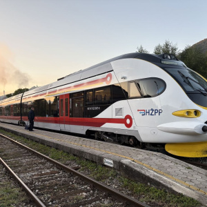 Nizinska pruga Rijeka - Zagreb skraćuje put između dva grada za 56 km