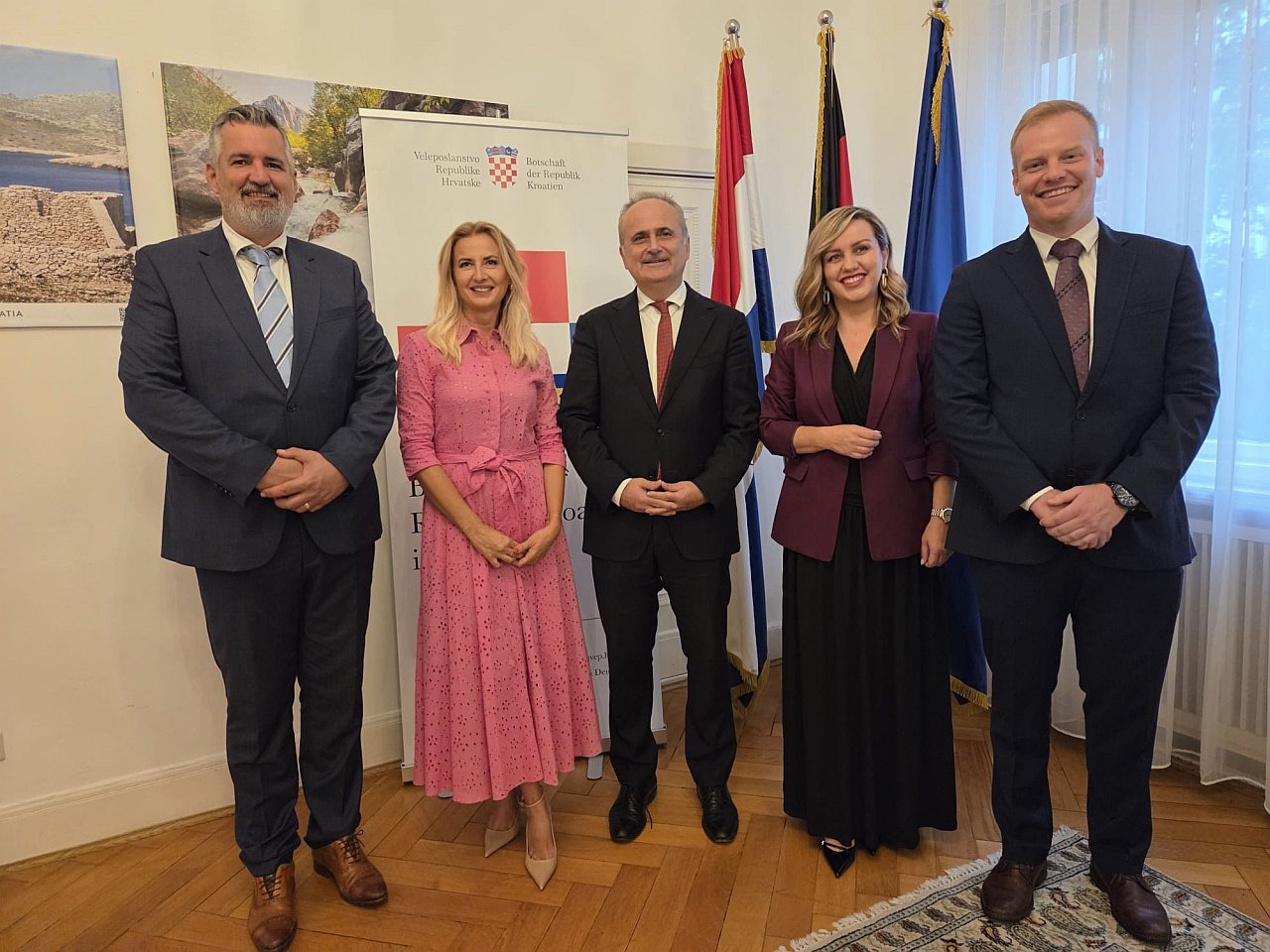 Mato radic anamarija jurinjak gordan bakota marija pavic i david antunovic croatia airlines