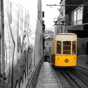 Je li pretjerani turizam uzrok strašne nesreće u centru Lisabona?