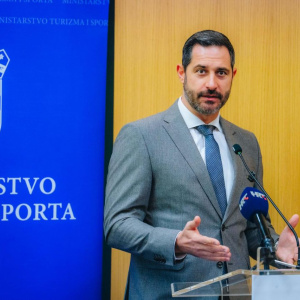 Ministar Glavina predstavio nove pravilnike za turističke vodiče i turističke zajednice