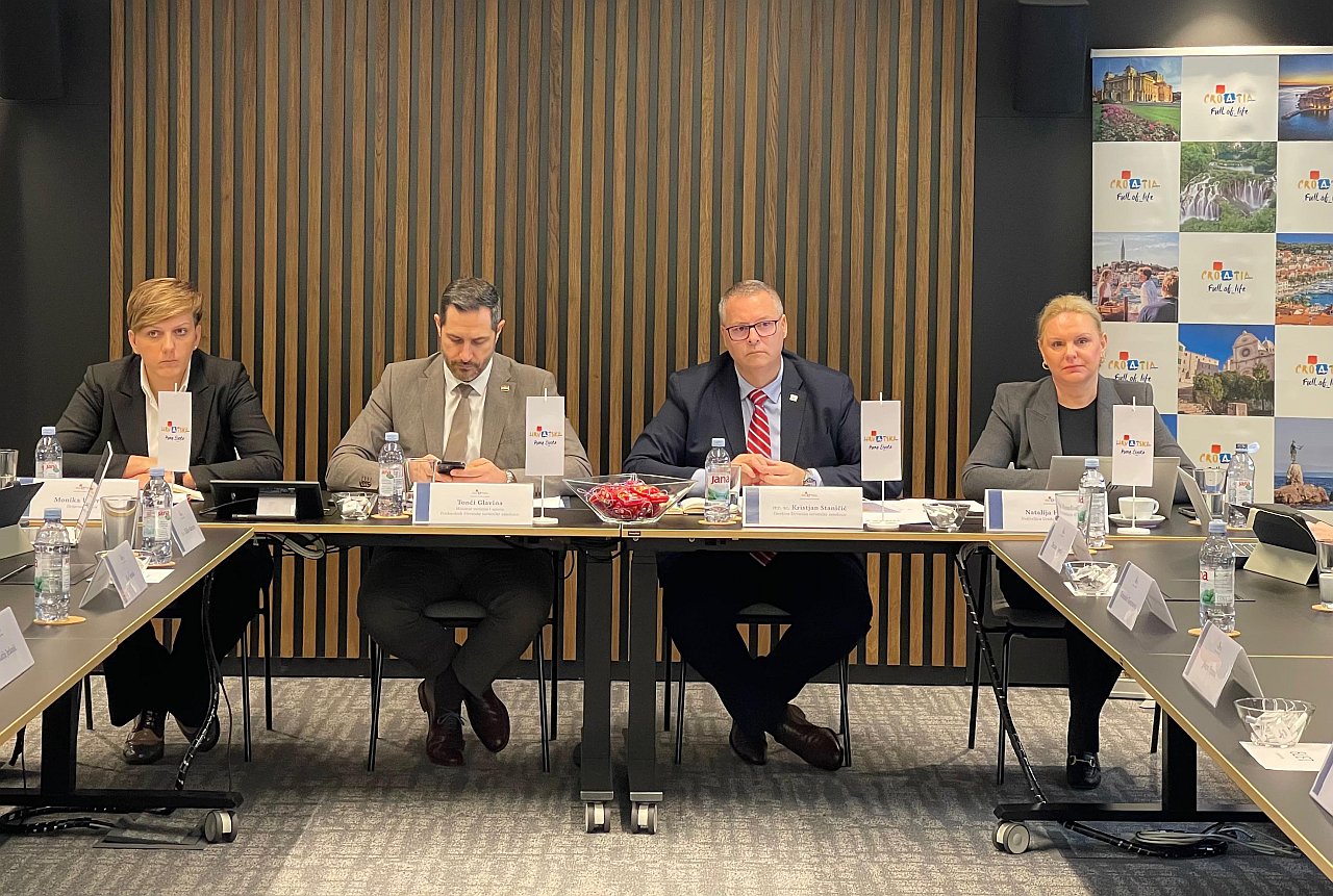 Turisticko vijece 1 htz