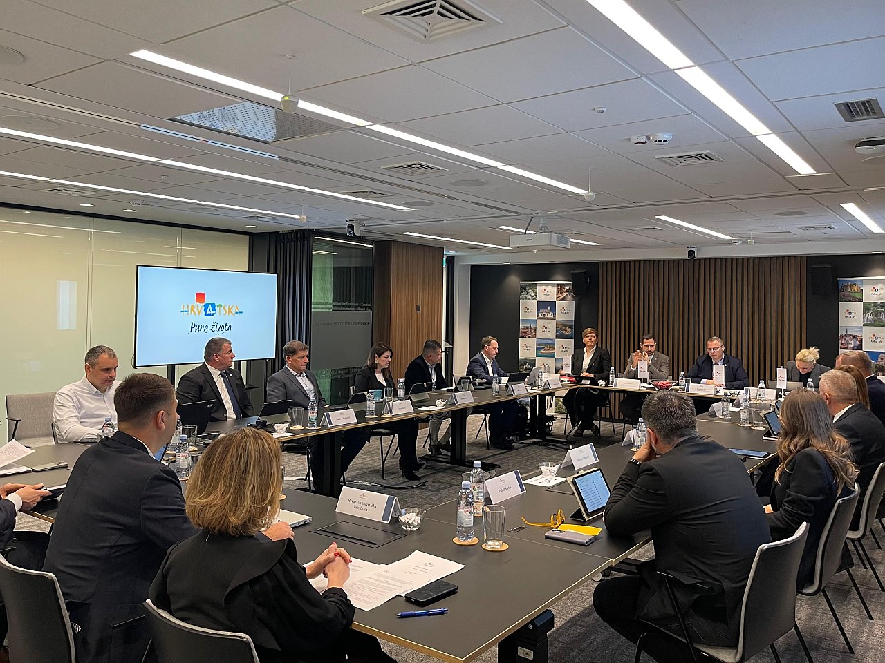 Turisticko vijece 4 htz