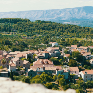 Što ostane od destinacije kada turisti odu, a domaći se odsele?